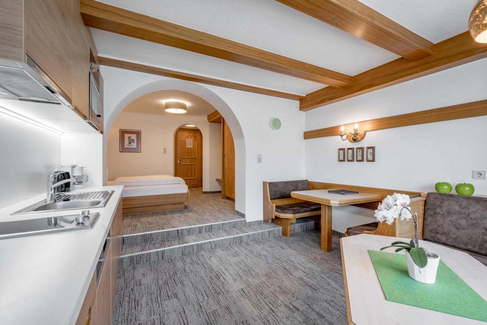 Aparthotel Garni Wieser 3*